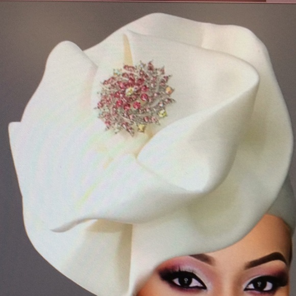 Meet your Posher, Bukola - Picture 4 of 8